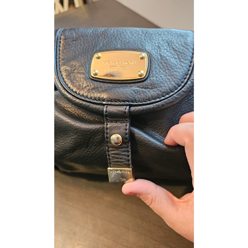 Black Michael Kors pebbled black shoulder bag purse - Picture 5 of 6